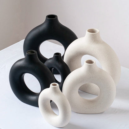 Ceramic design vase